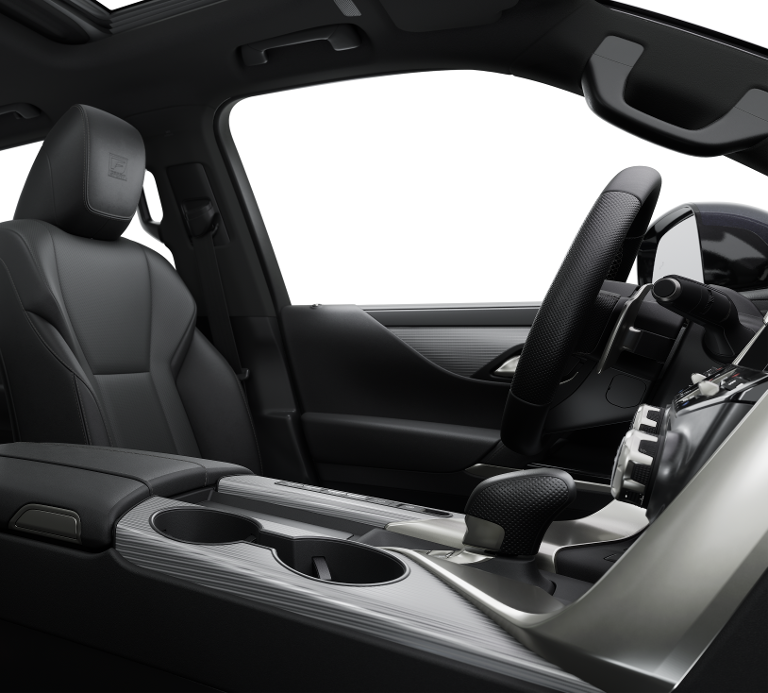 2025 Lexus LX F SPORT Handling photo 3