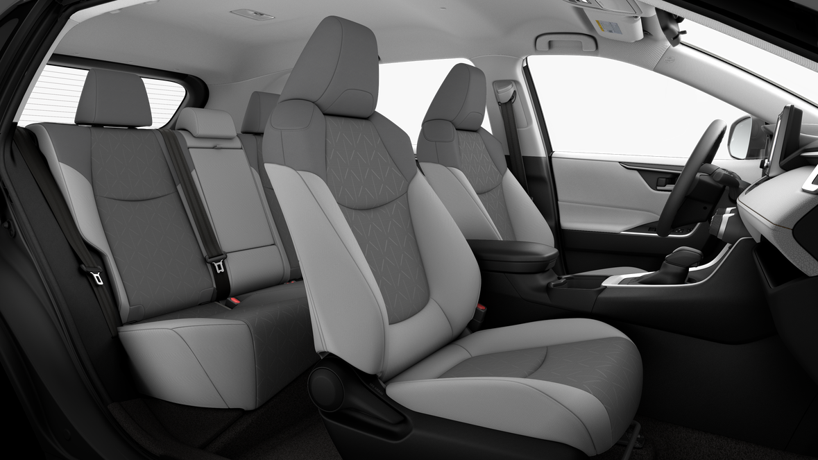 2025 Toyota RAV4 XLE - Photo 6