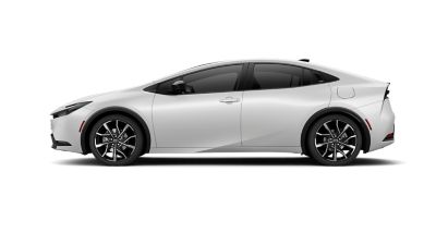 New 2025 Toyota Prius Plugin Hybrid XSE Premium in Gladstone OR